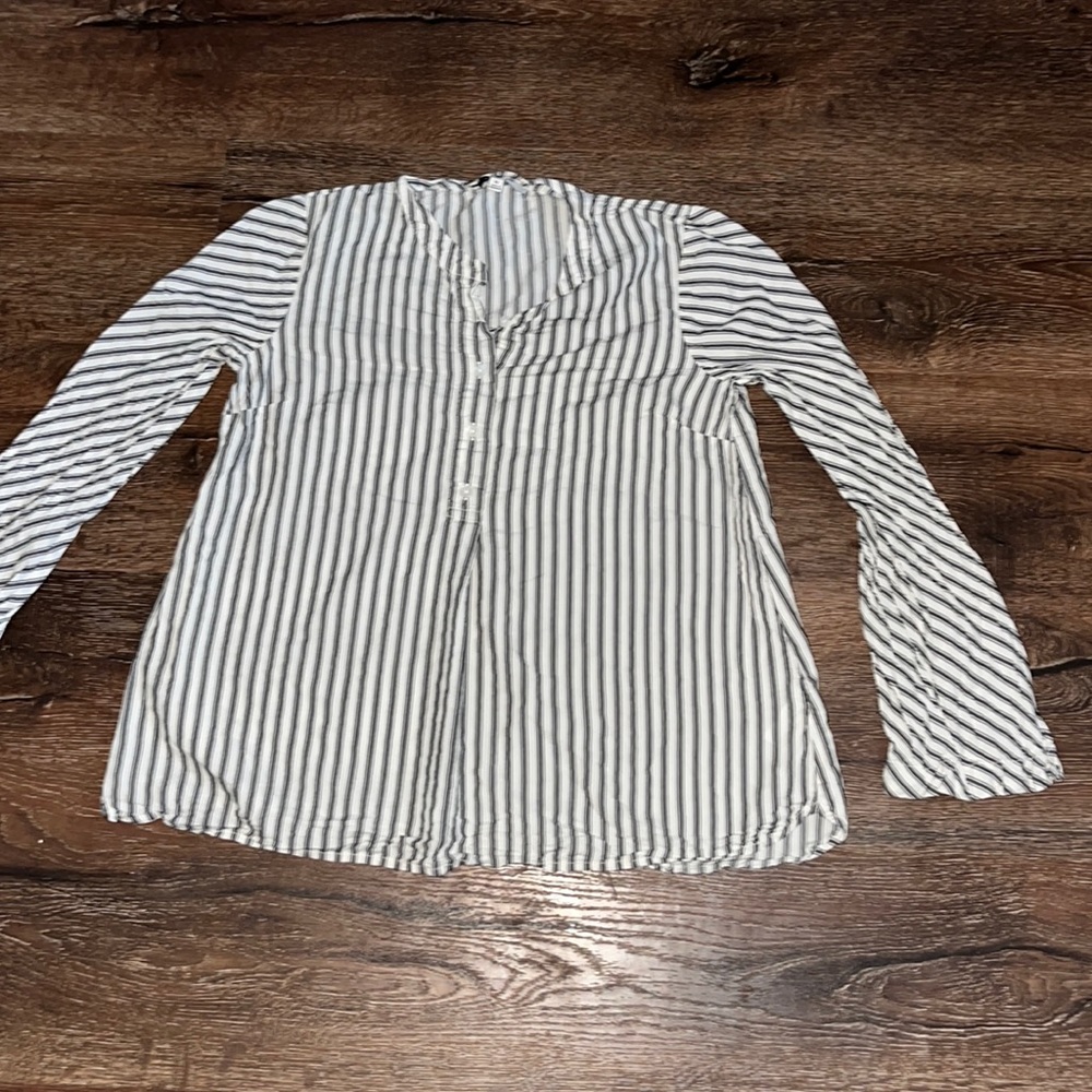 Madewell XS 1/4 button down striped shirt GUC